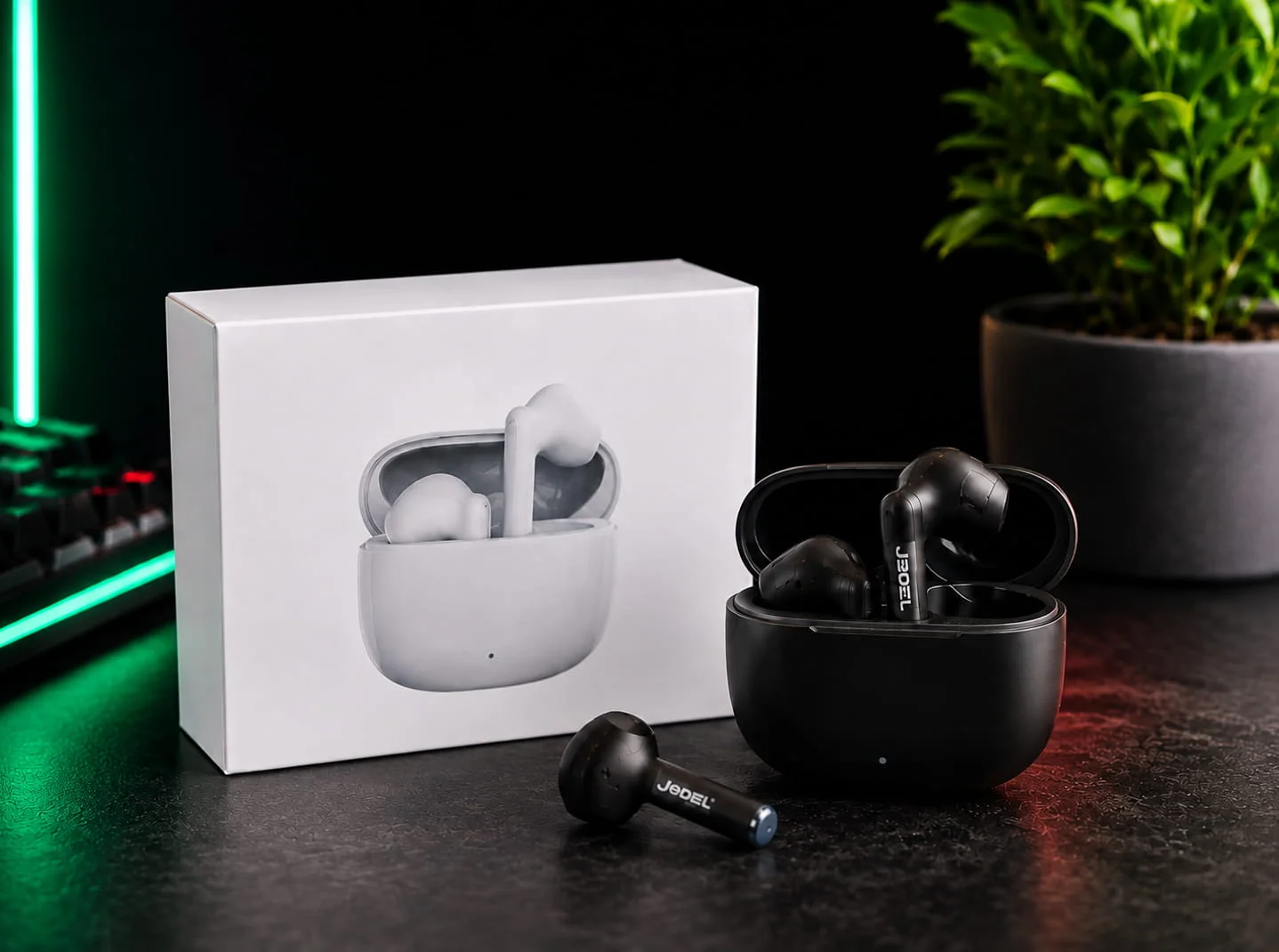 Earbuds